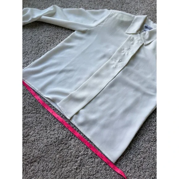 Vintage Leslie Fay Embroidered shirt Blouse off white Career Long‎ Sleeve Top - Picture 9 of 11
